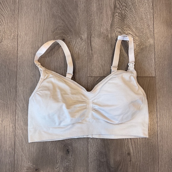 Nursing Bra size Medium - Picture 1 of 3